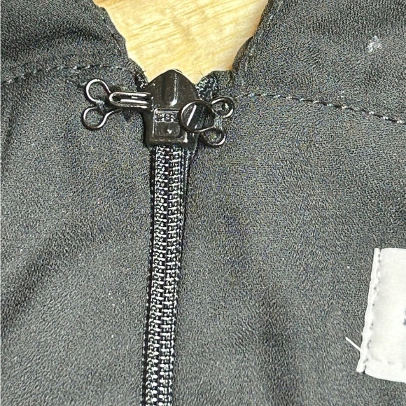 Revolve Superdown Winona Deep V Neck Wide Leg Chiffon Pleat Black Jumpsuit Sz S - Picture 7 of 13